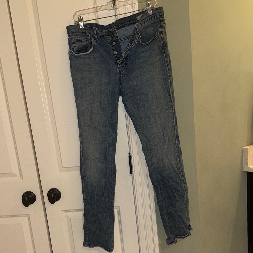 Classic Men’s 7 For All Man Kind Blue Denim Jeans - Mid Wash